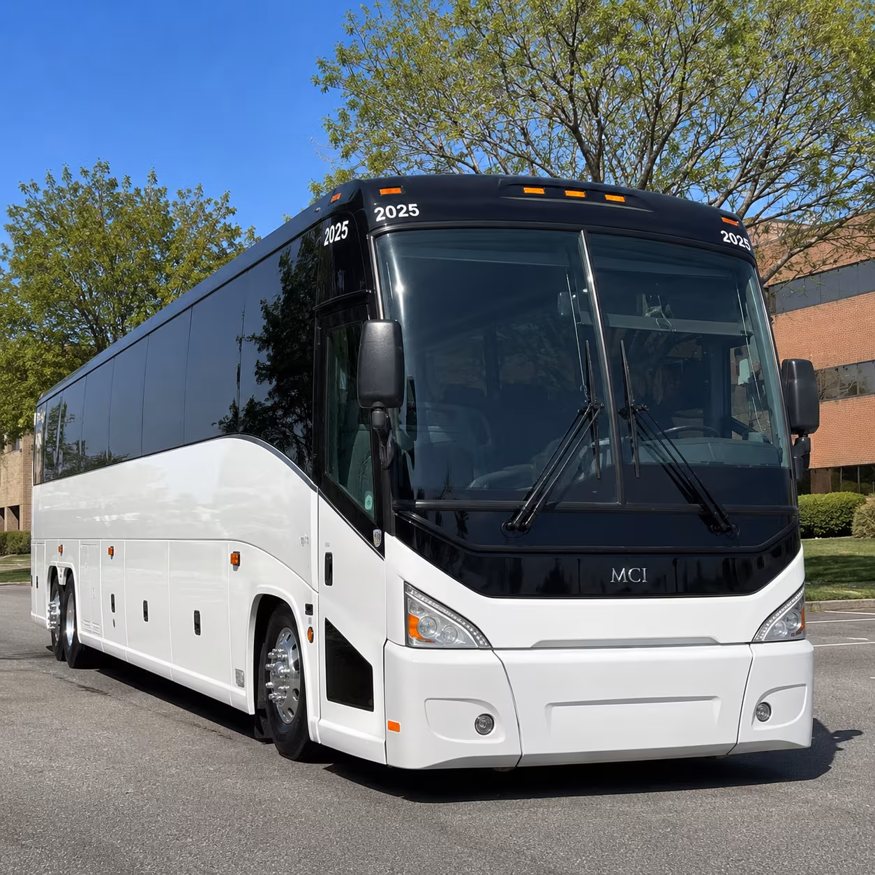 multi day conference buses and large scale corporate event shuttles